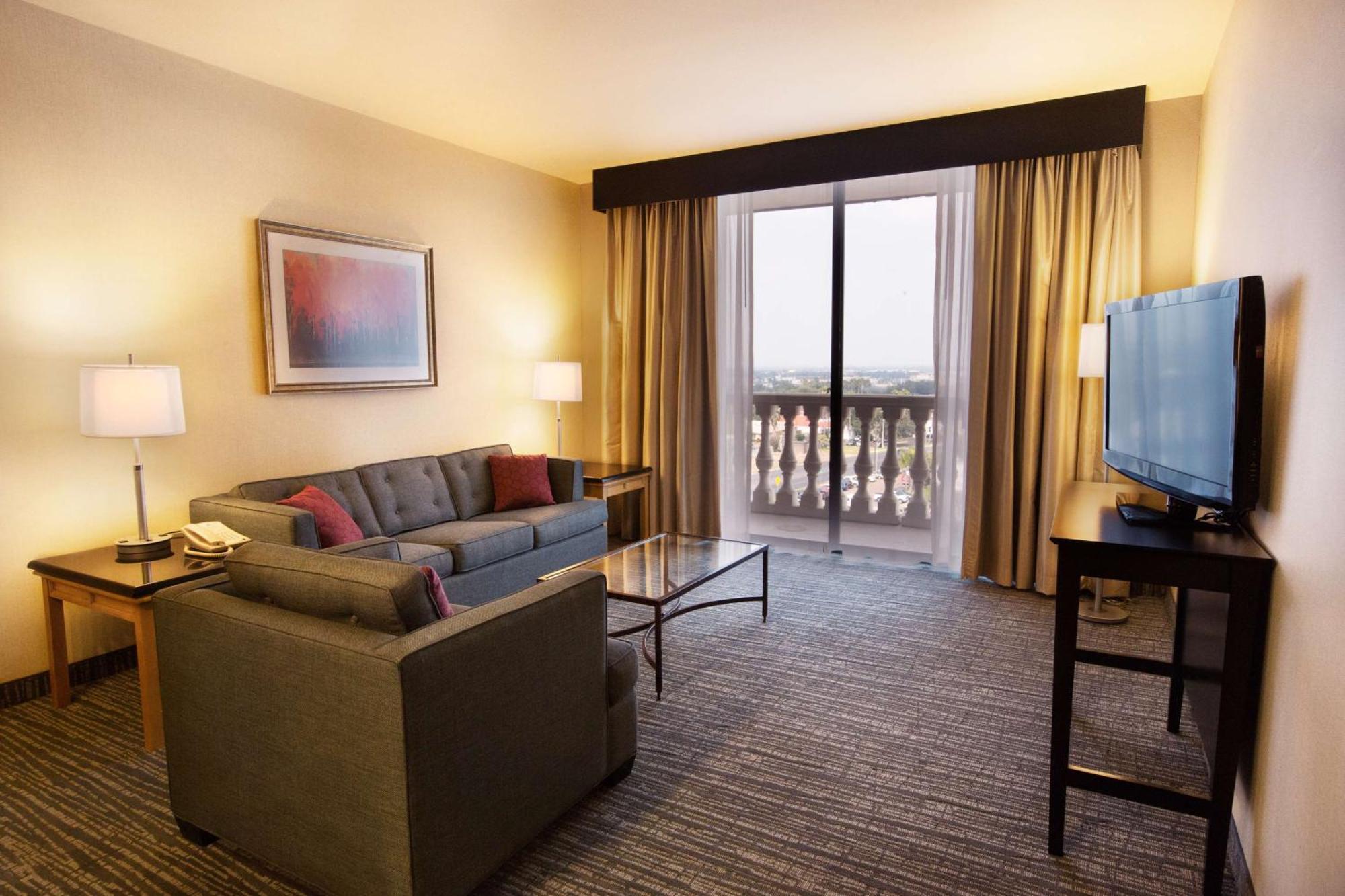 Doubletree By Hilton Mcallen Esterno foto